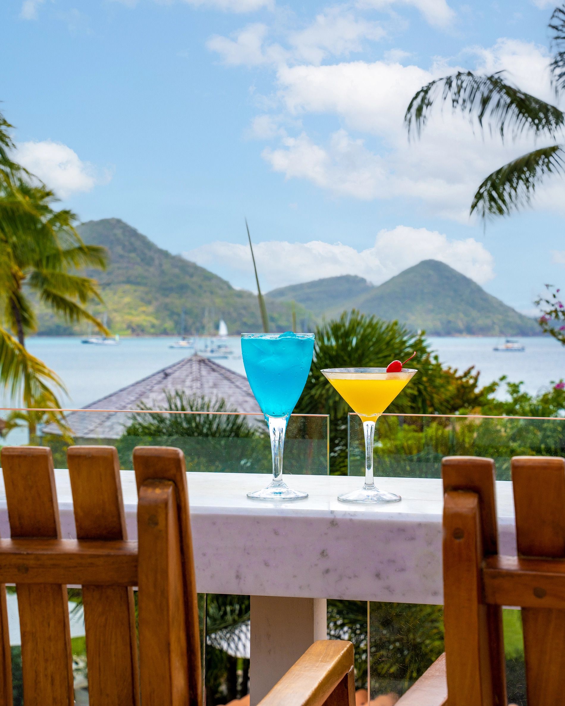 The Inventors of the Swim-Up Bar Toast to 40 Years With Fresh New Cocktails and Poolside Service