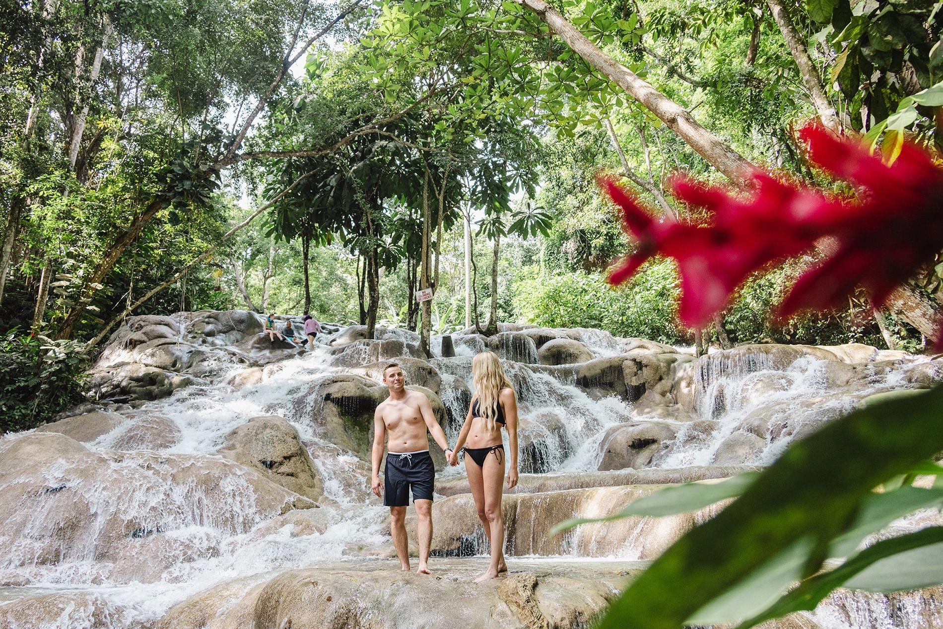 dunns-river-falls-couple-3