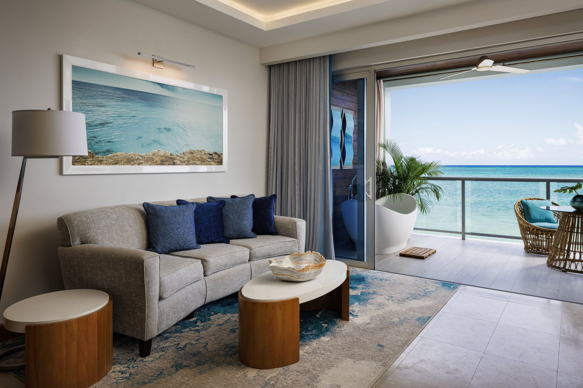 sandals-montego-bay-oceanfront-room-m1--1-