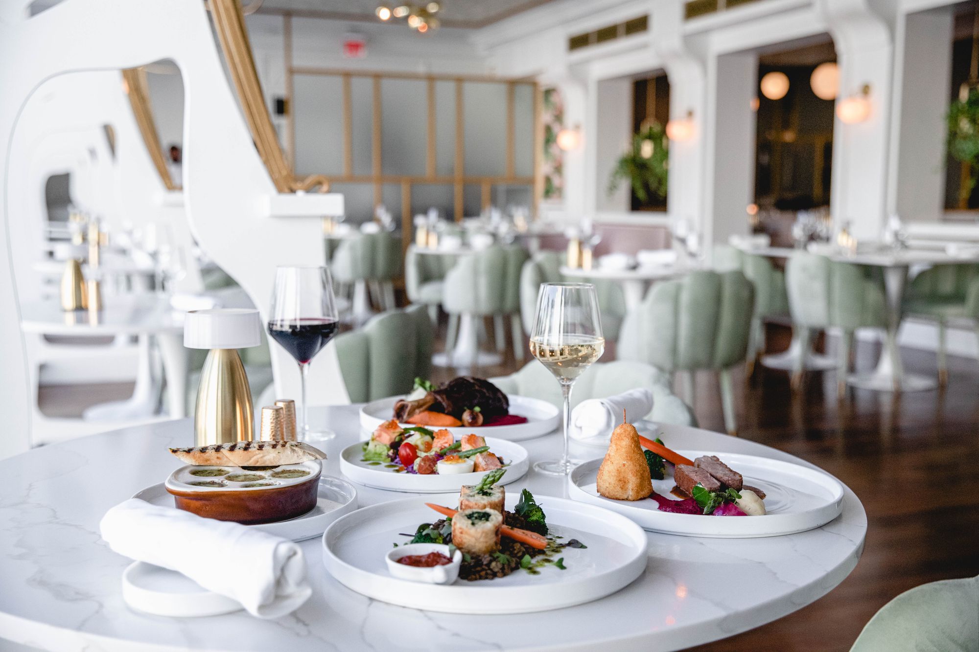 sandals-royal-bahamian-restaurant-la-plume-2