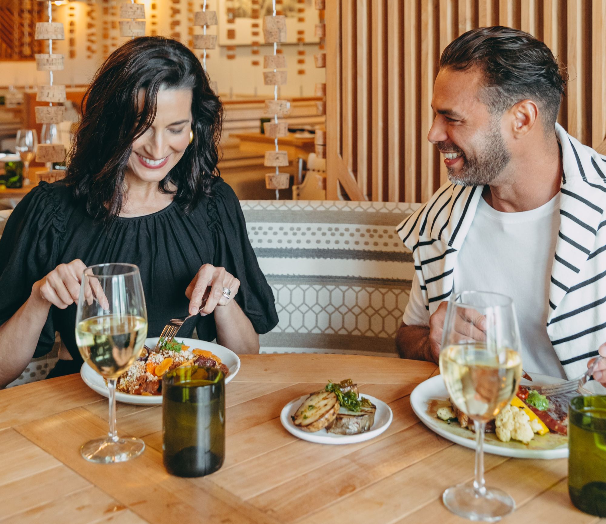 couple dining at Caribbean restaurant