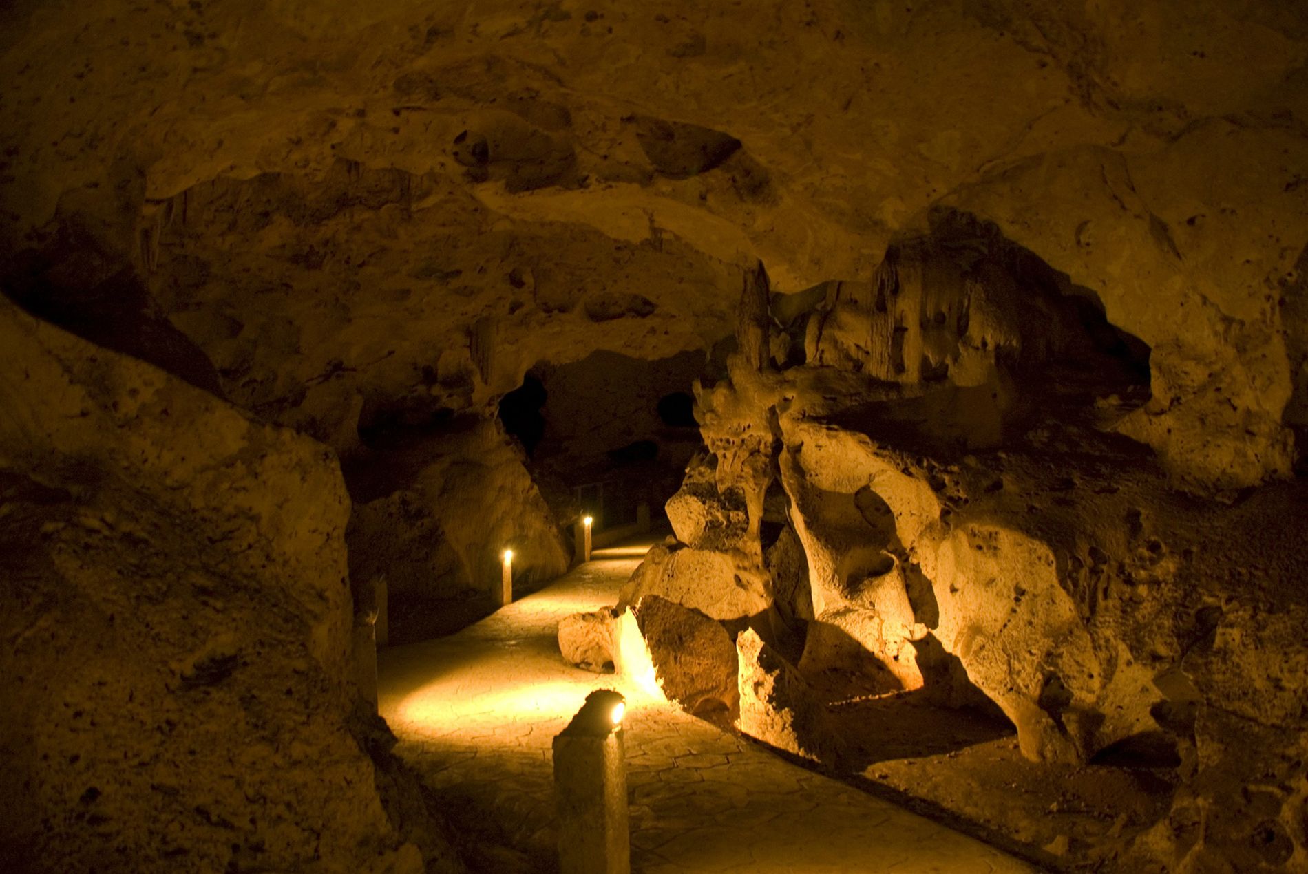 Top-42-Things-Montego-Bay--Green-Grotto-Caves-
