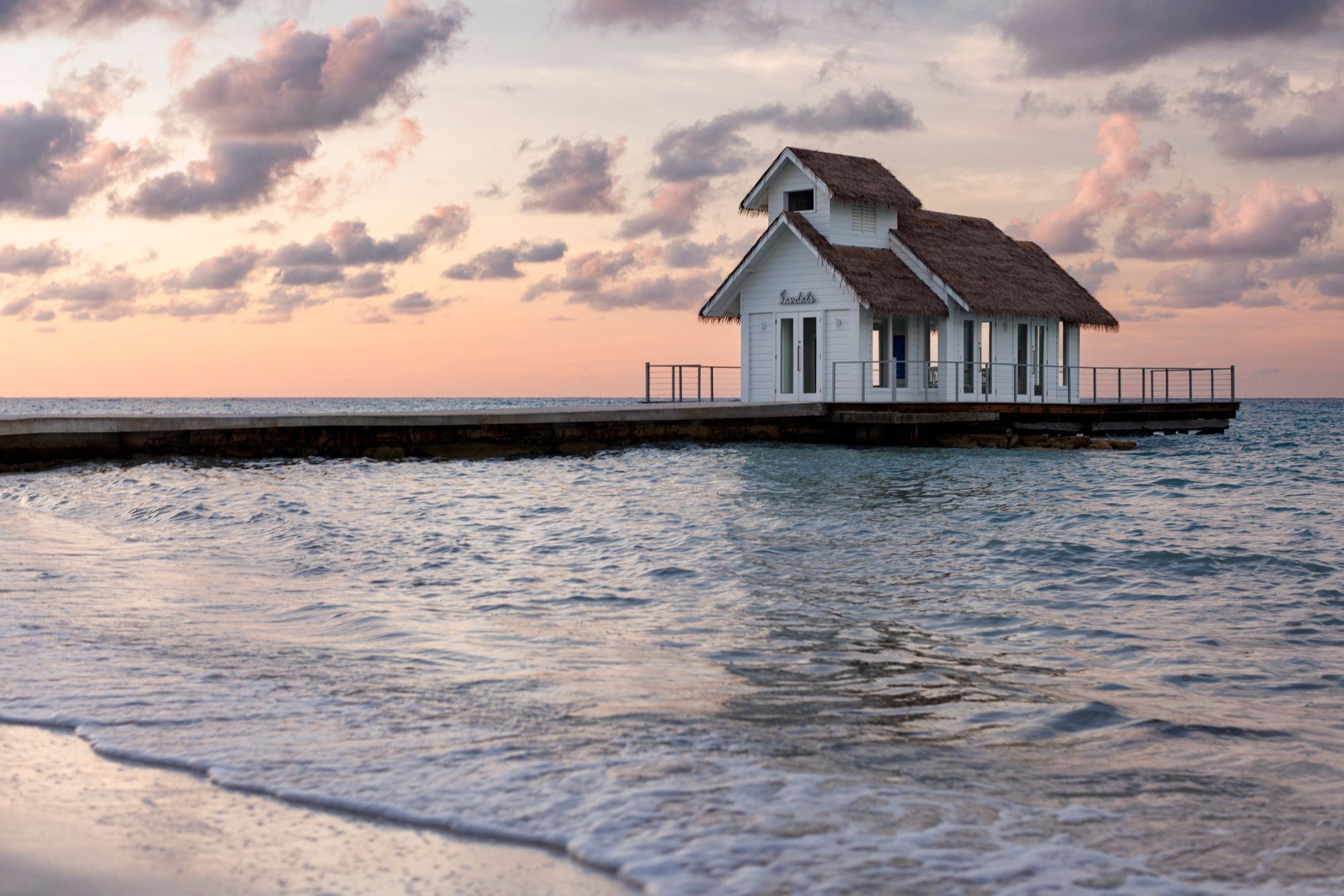 sandals-montego-bay-over-water-chapel-2-2