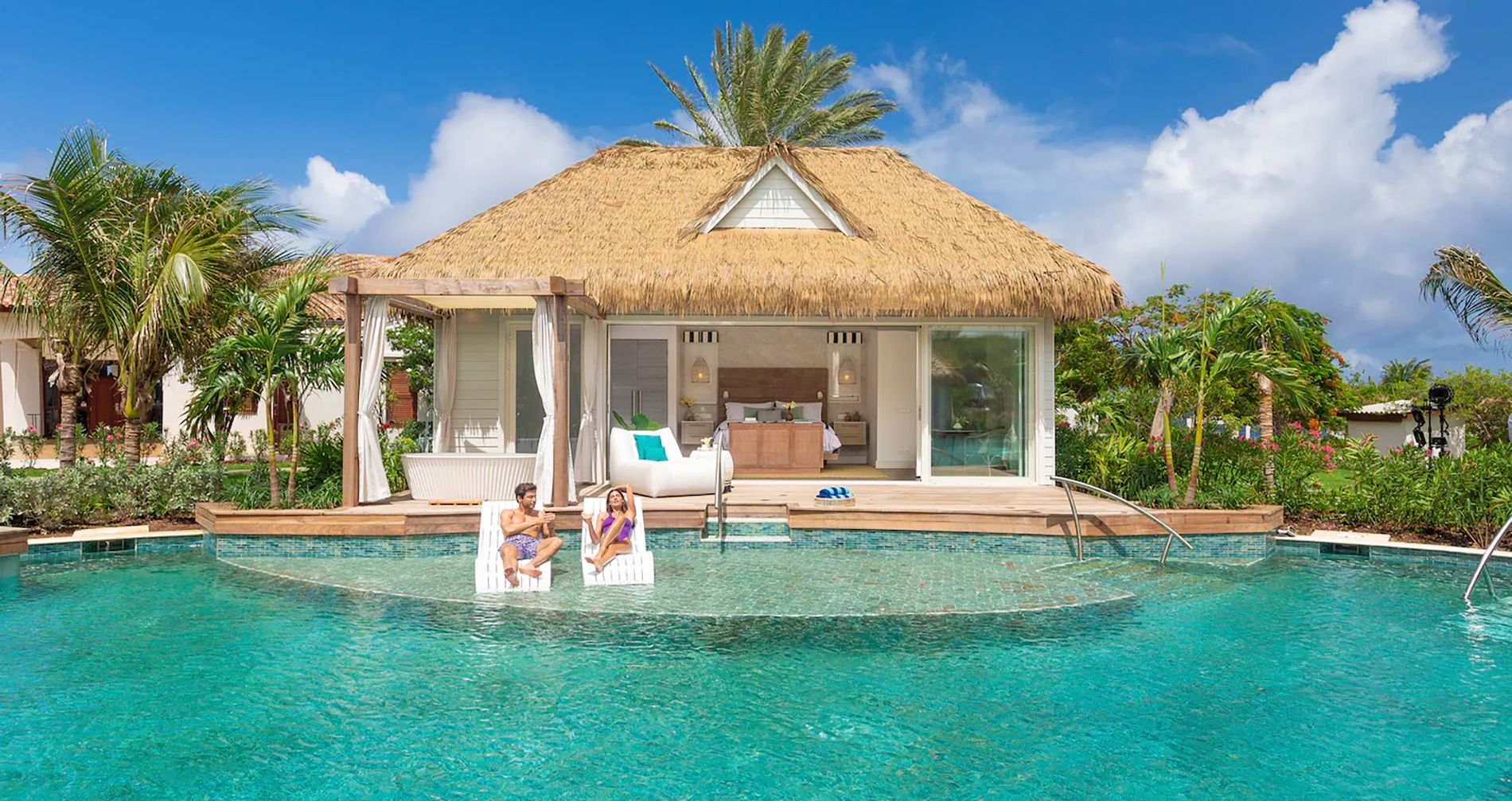 sandals-royal-curacao-honeymoon-suite