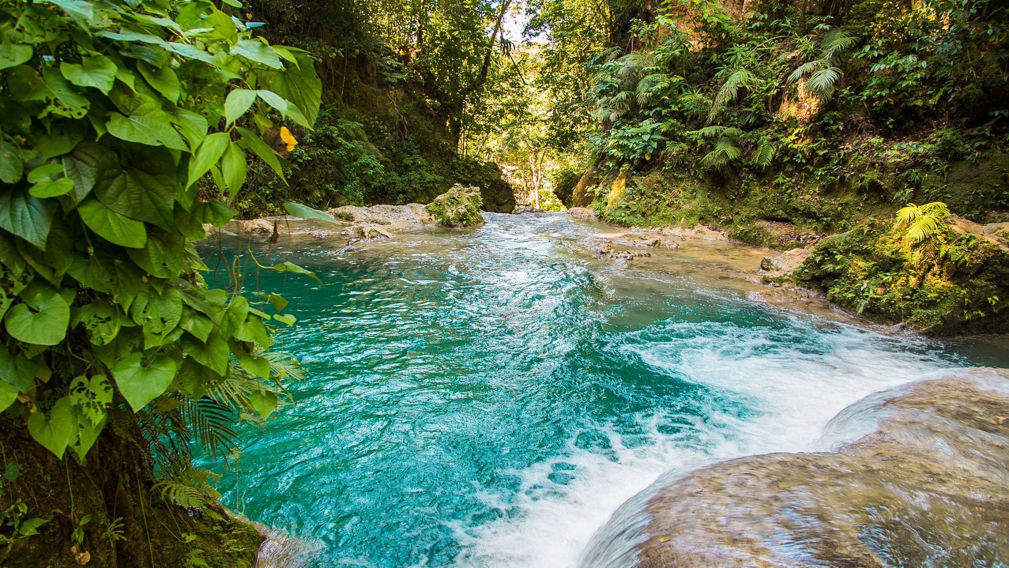 blue-hole-pixlr