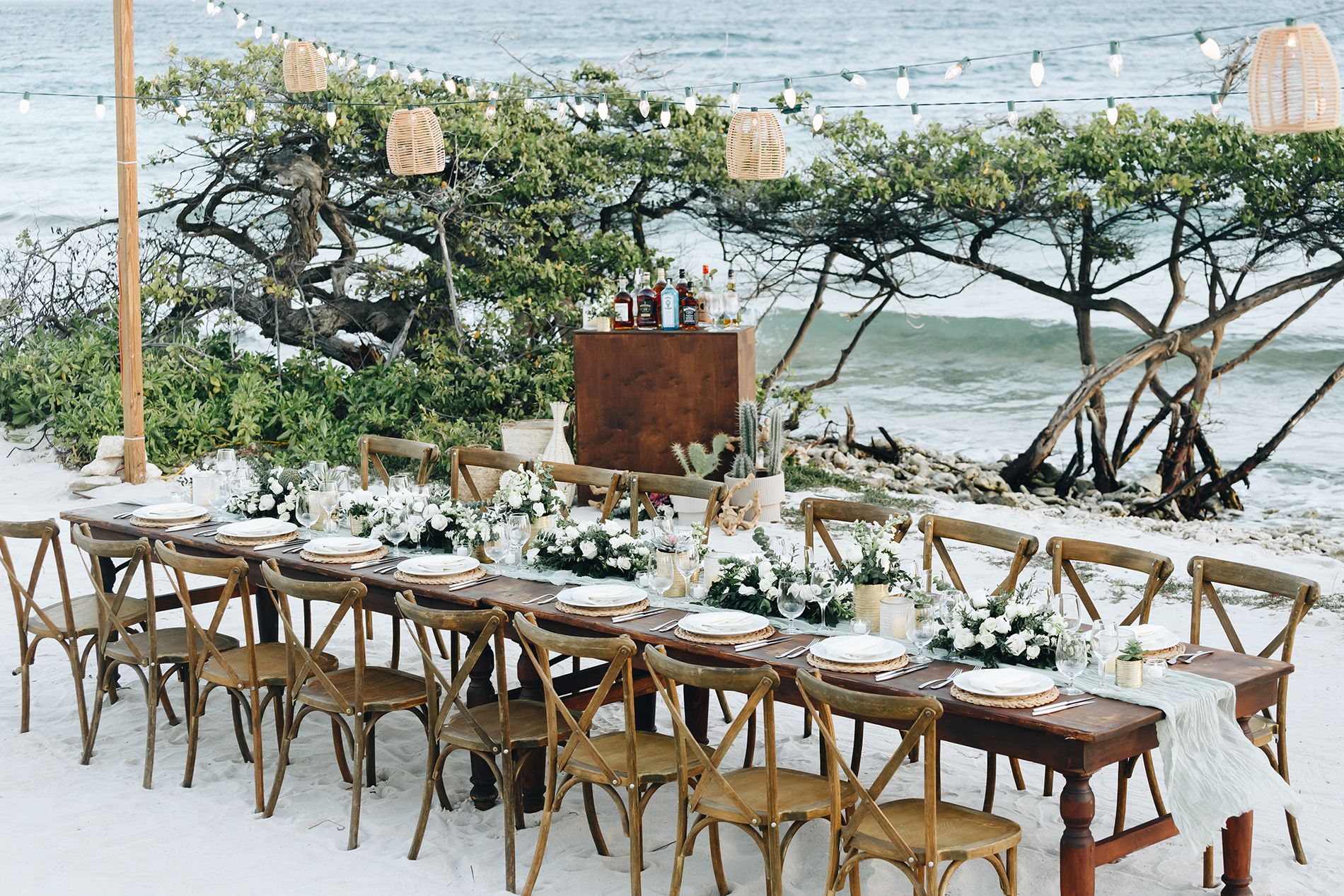beach-wedding-reception-2