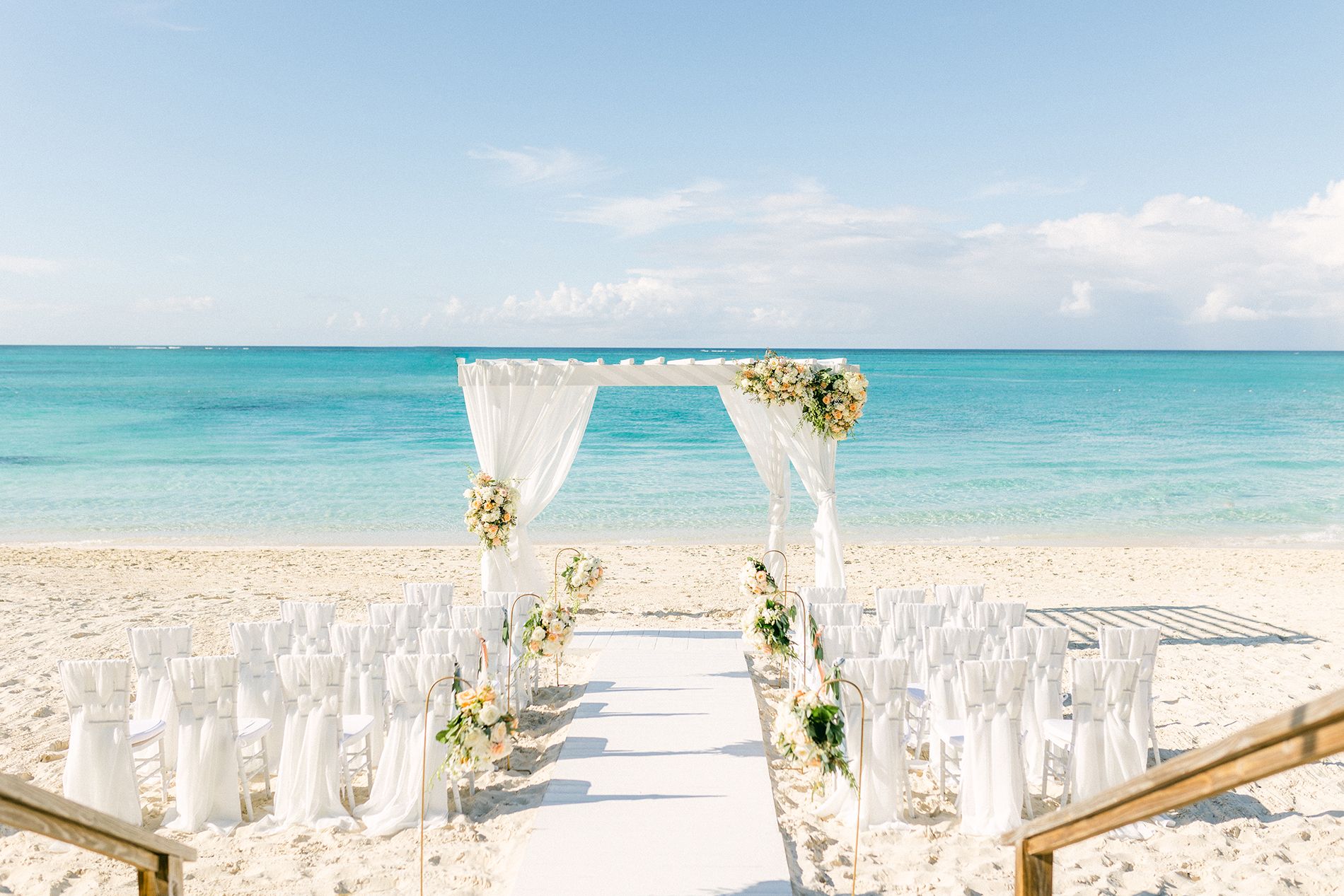 Sandals vs. Beaches Wedding: Your Guide to Picking Your Ideal Destination