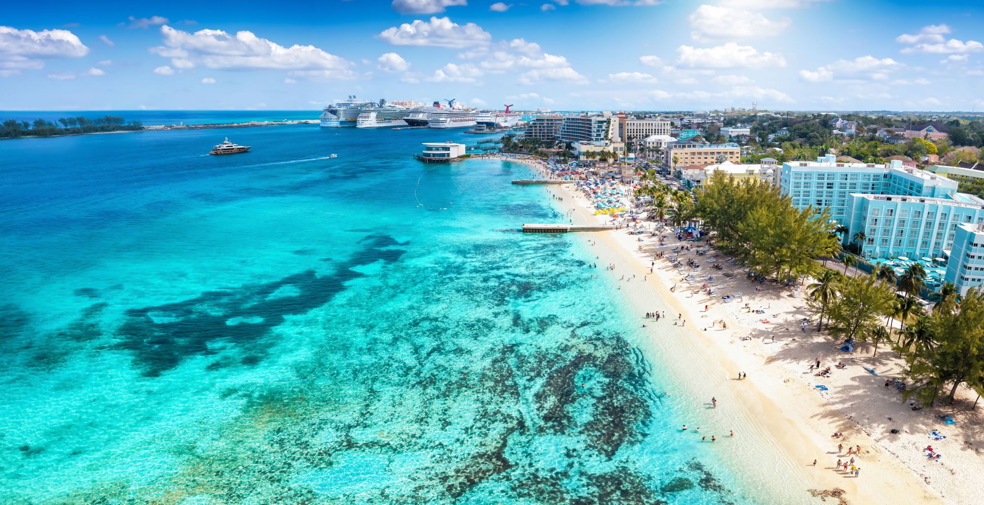 Never A Dull Moment At Junkanoo Beach (Plus 8 More Amazing Beaches In Nassau!)
