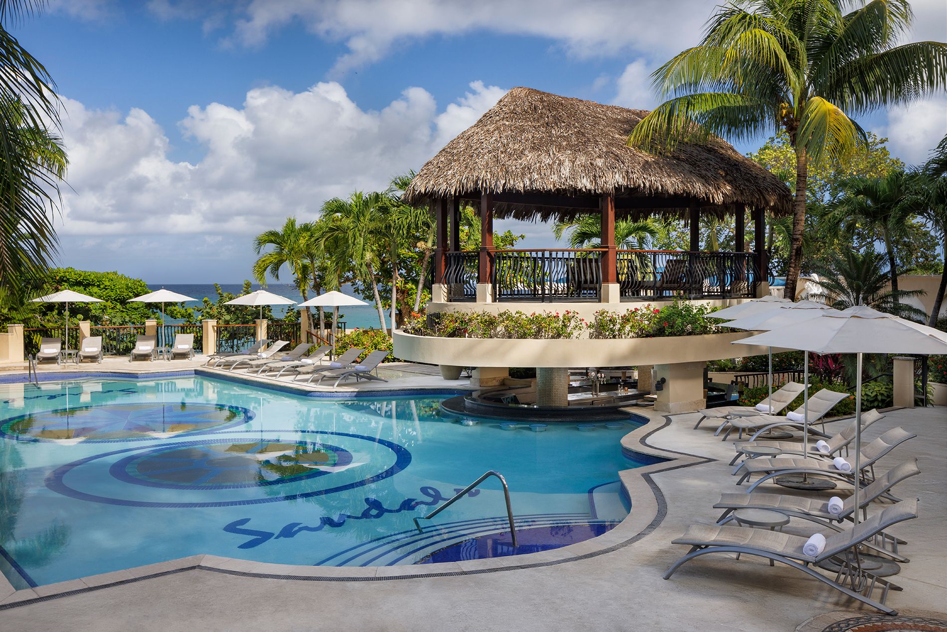 sandals-ochi-riviera-pool--1-