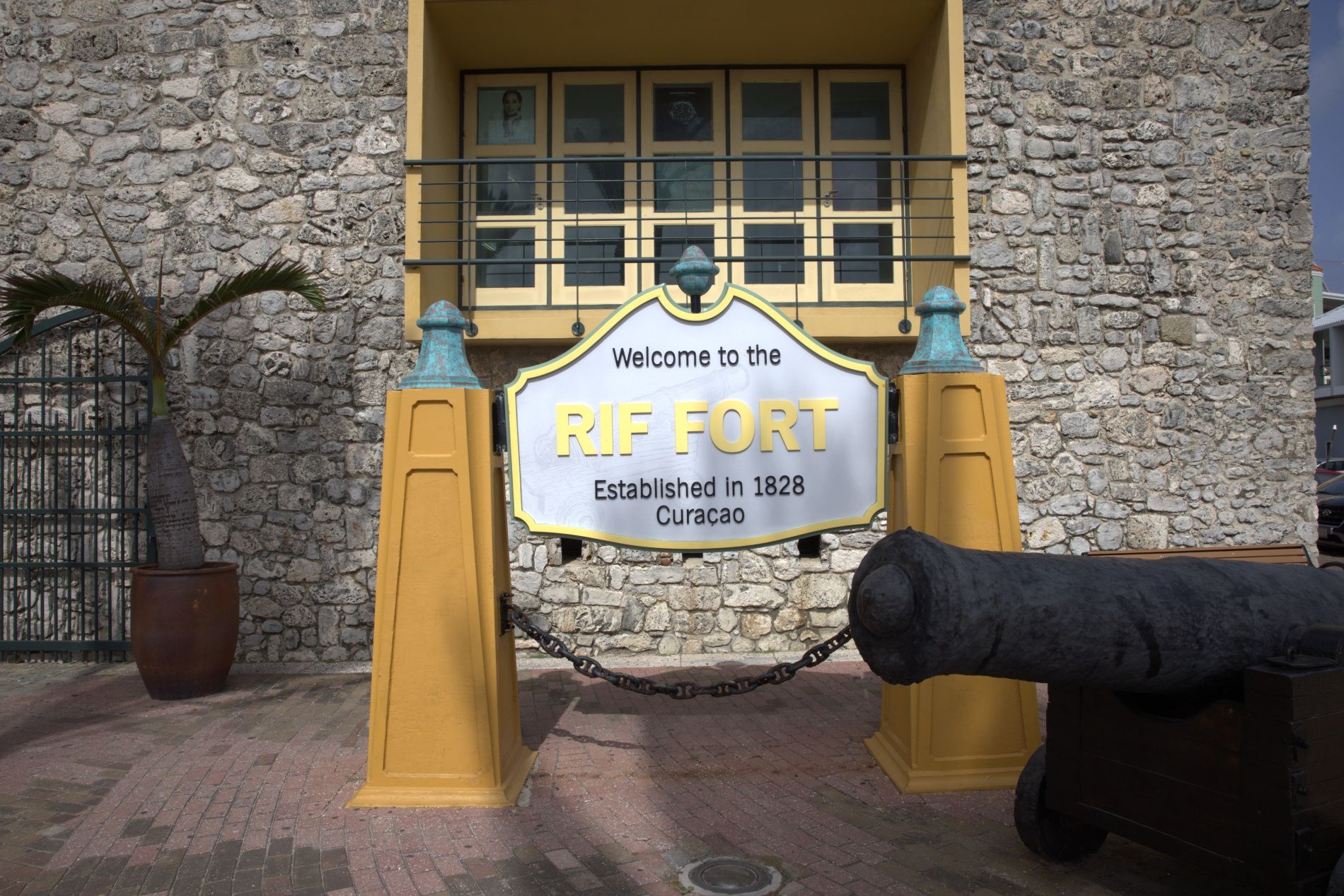 curacao-rif-fort