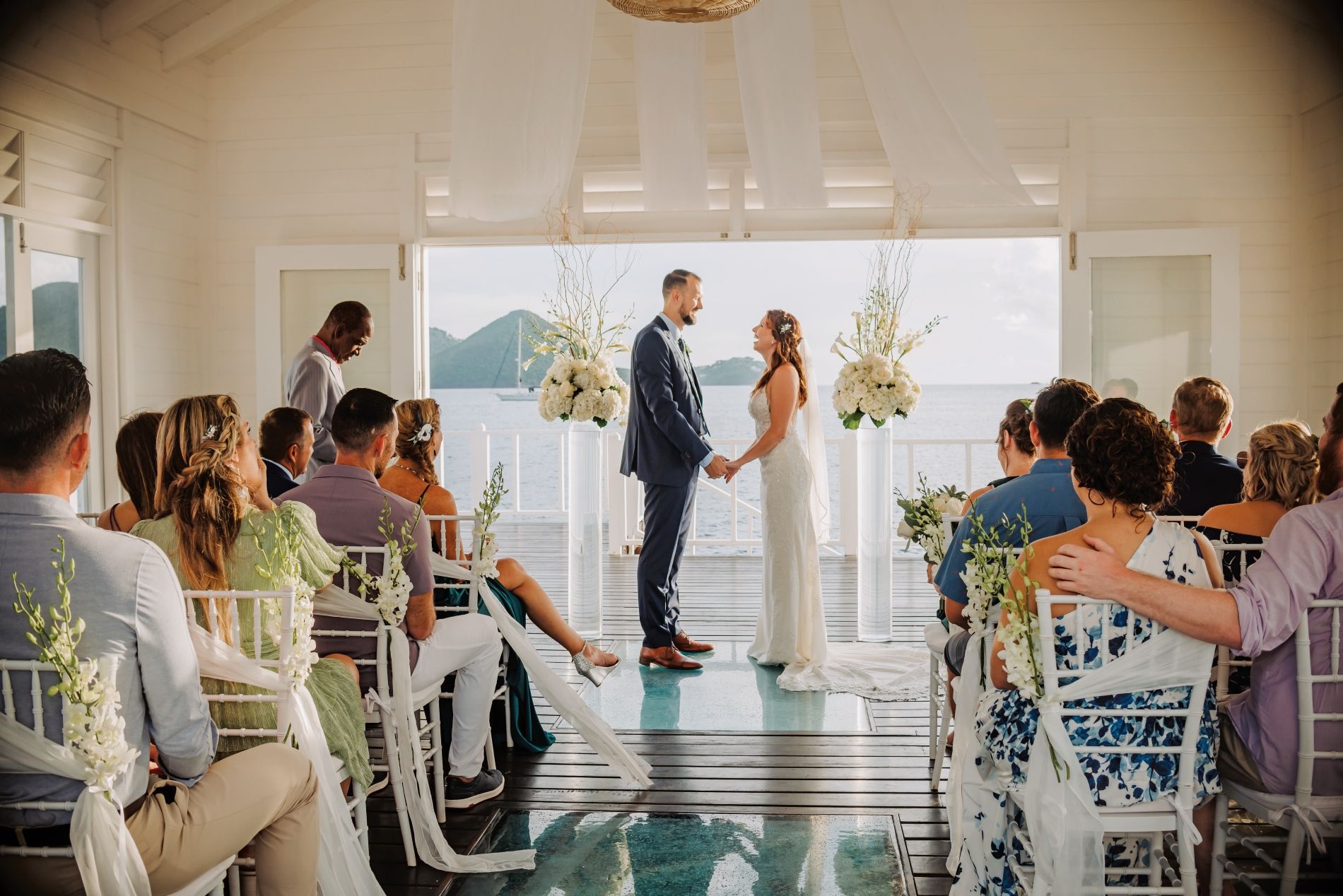 overwater-chapel-vow-exchange-sgl