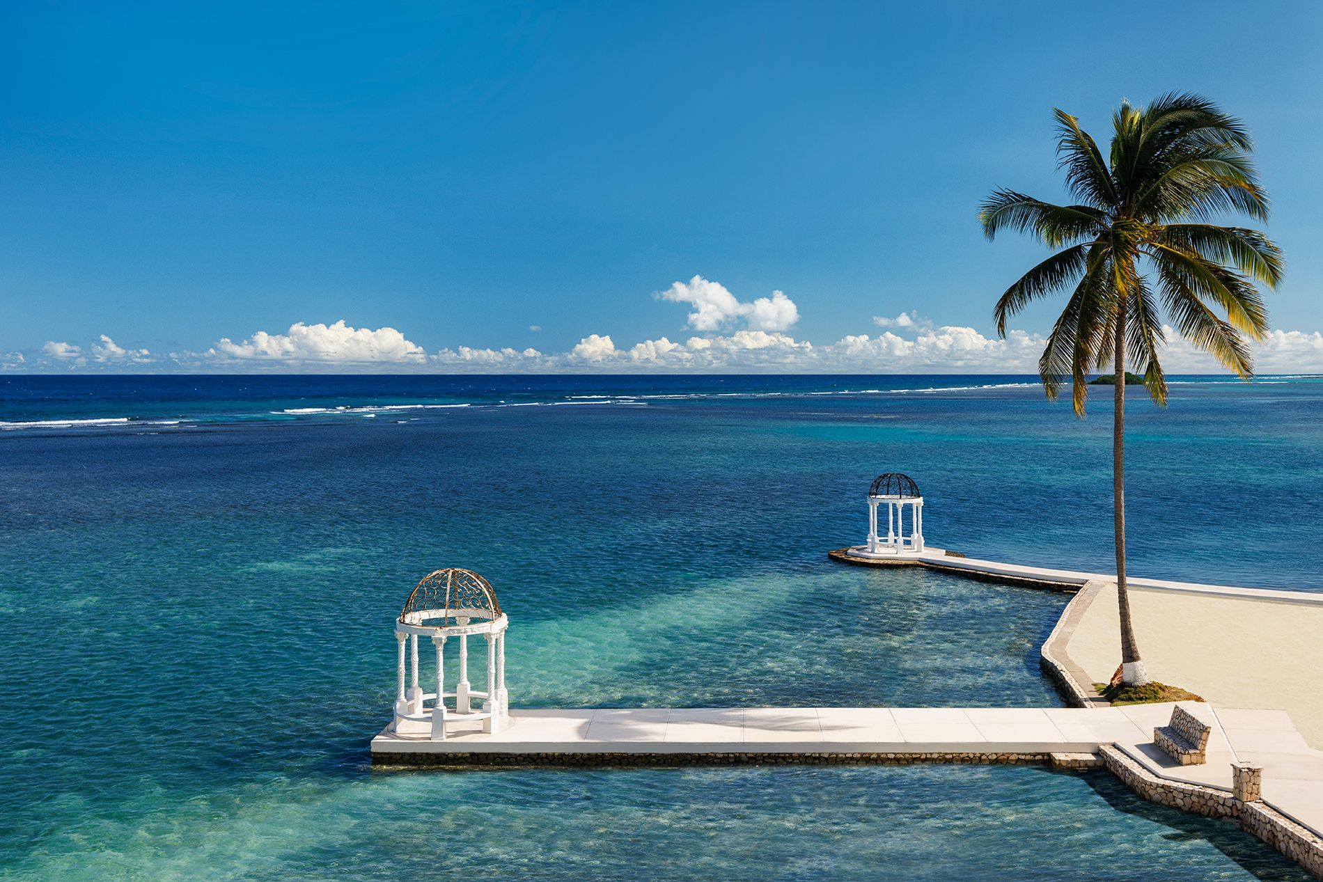 sandals-royal-caribbean-wedding-gazebo