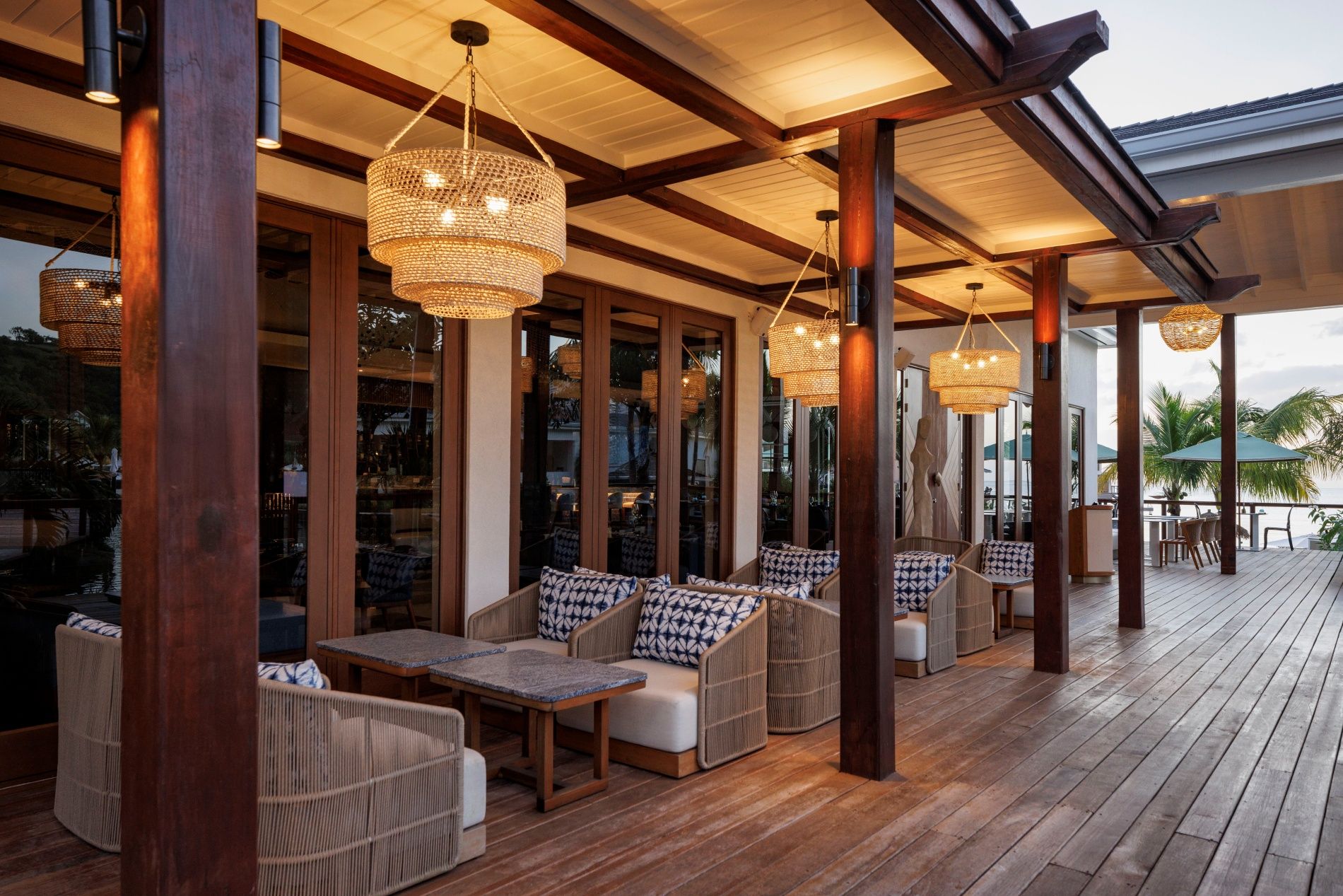sandals-saint-vincent-restaurant-scrimshaw-exterior