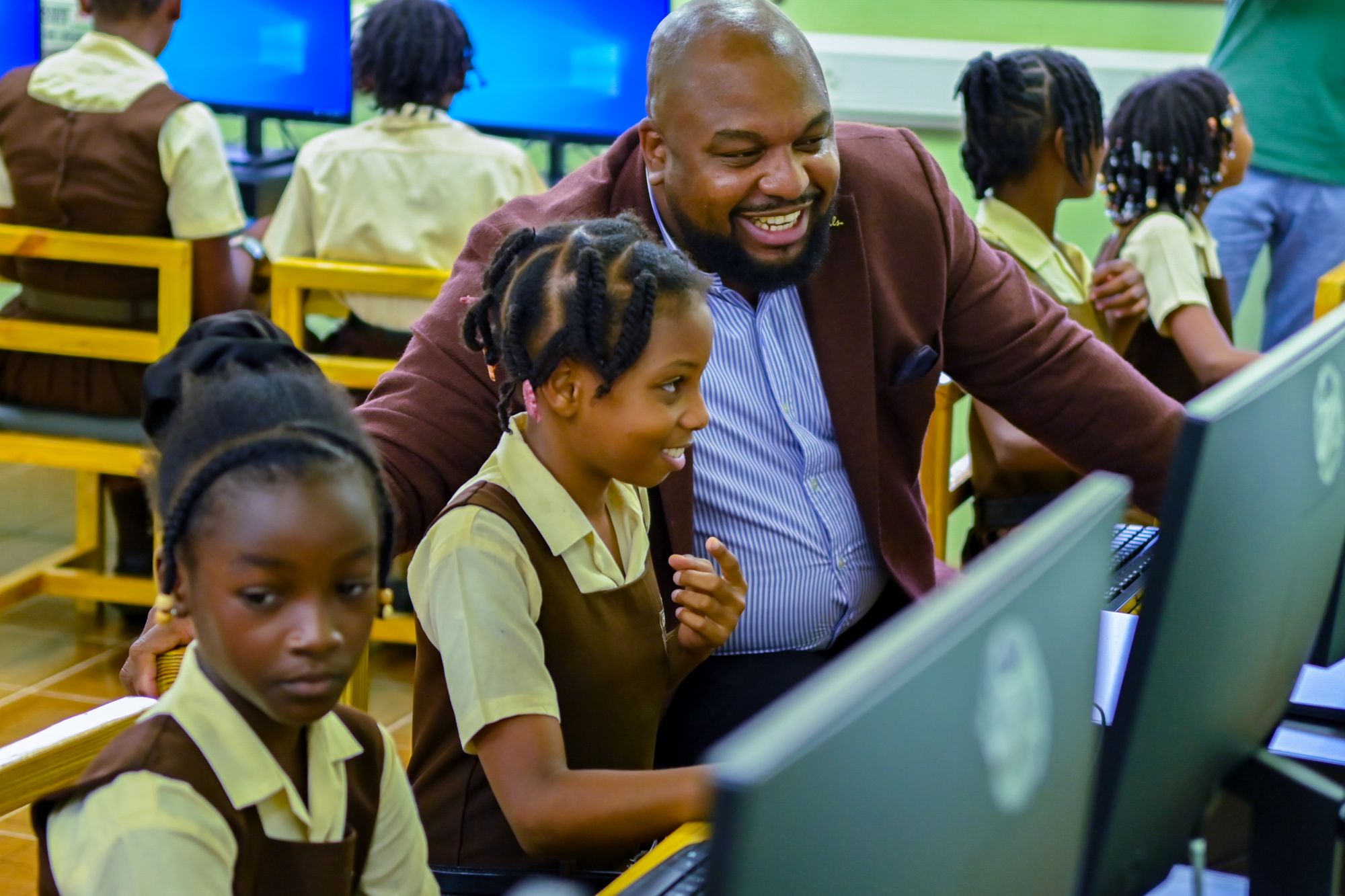 Sandals-Foundation---Power-of-15-