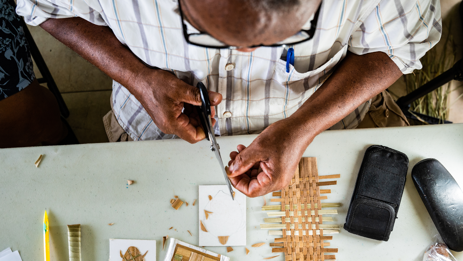 Artisan basket weavers in Jamaica