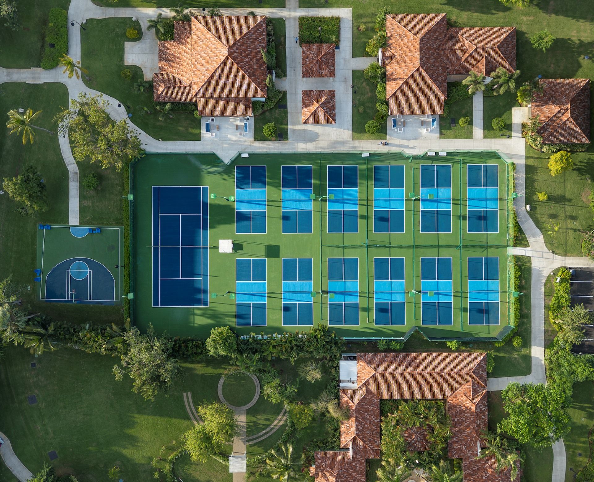 pickleball-travel-destinations-sandals-resorts