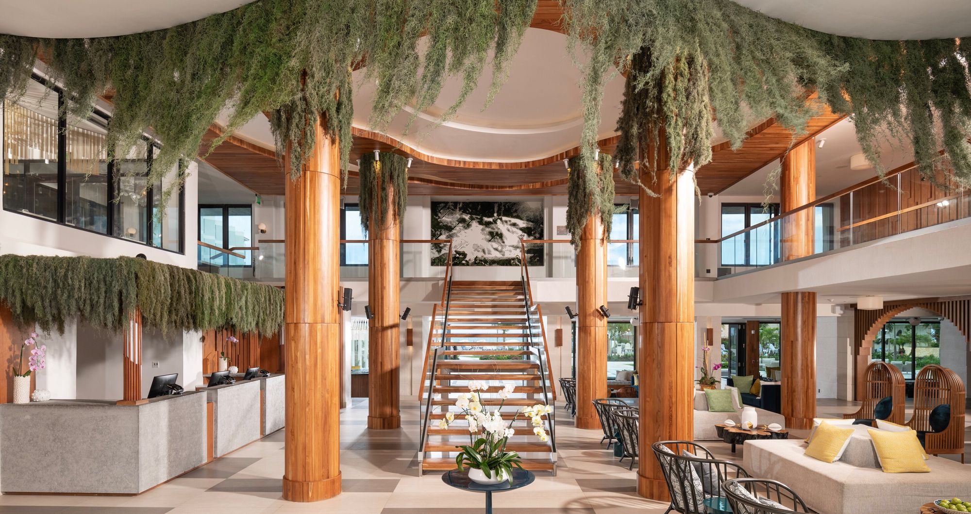 Web-Version-SDR-Grounds-Lobby