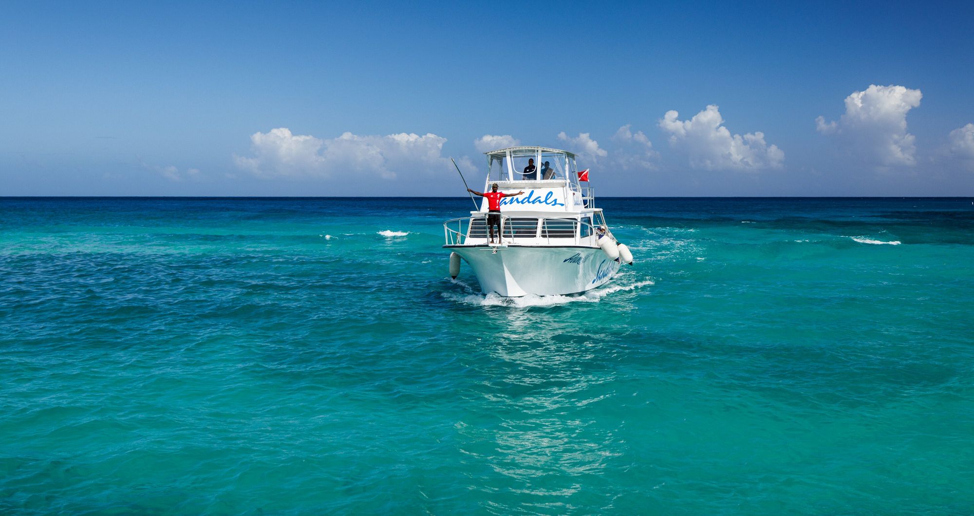Web-Version-SGO-Watersports-Dive-Boat