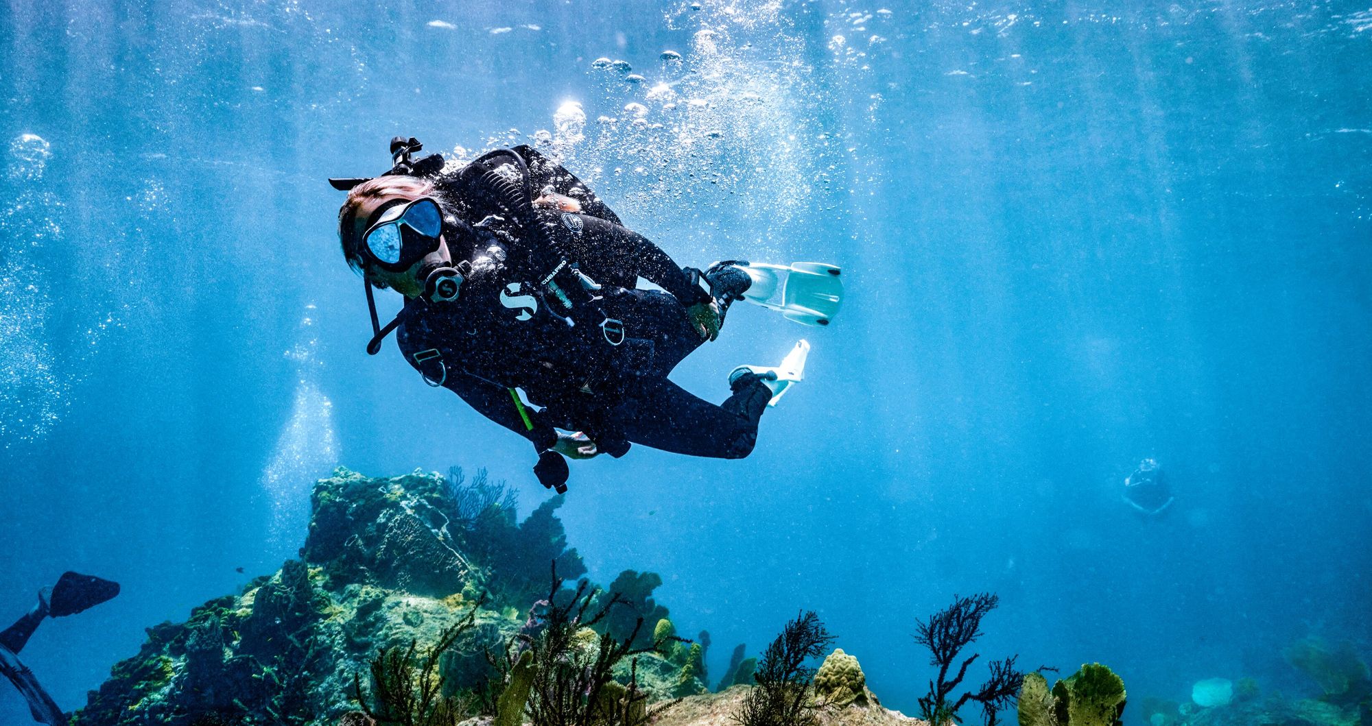 Web-Version-Saint-Caribbean-Scuba-PADI-Diver-Over-Corals-19