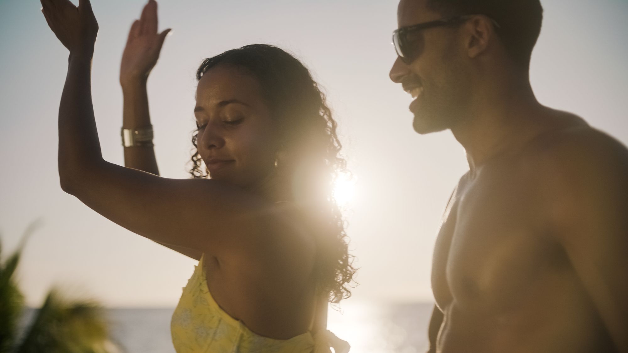 Caribbean-Lifestyle-Couples-Dancing-1-1