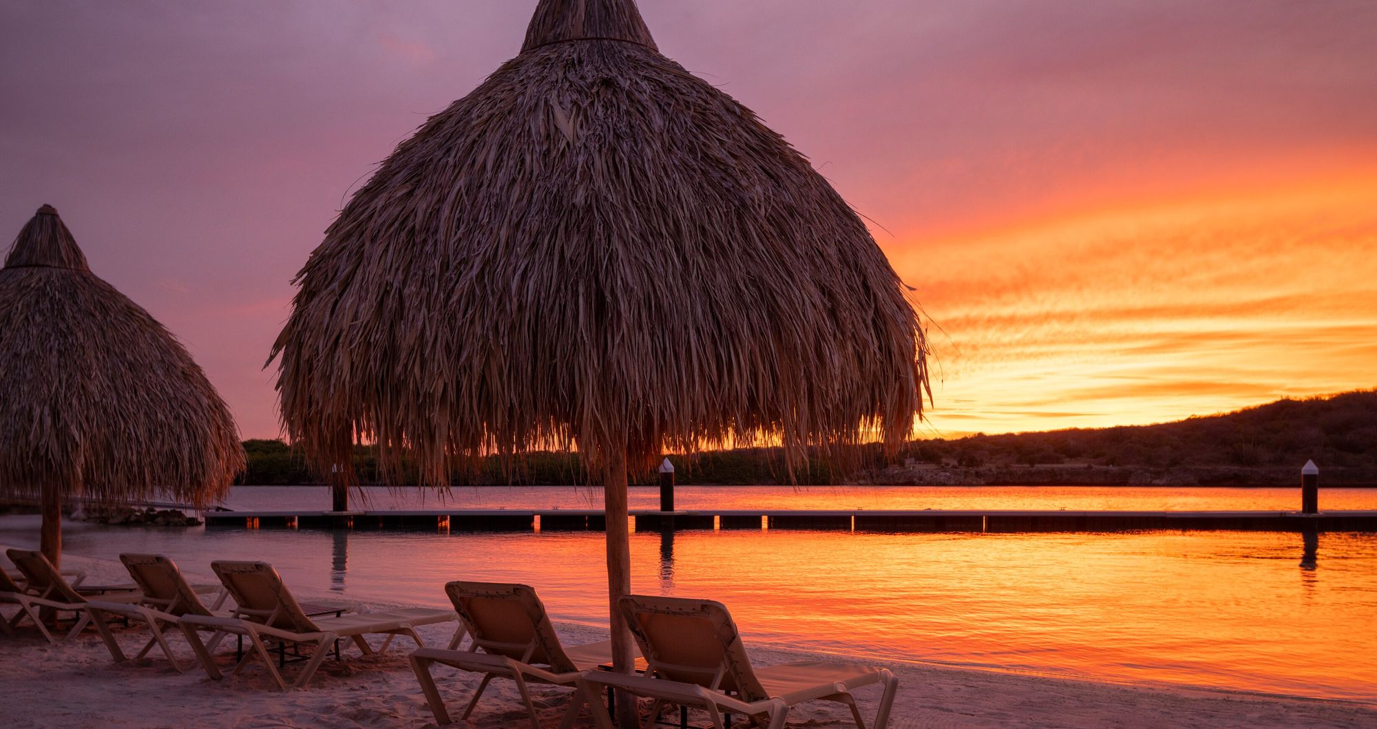 Web-Version-SCR-Beach-Tiki-Umbrellas-1