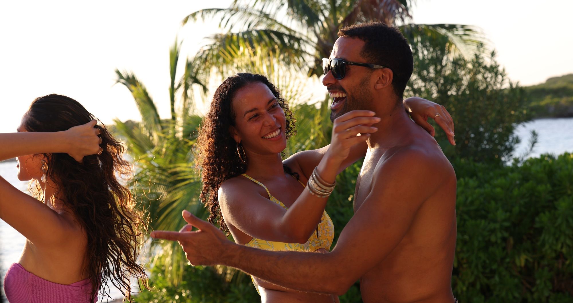 Web-Version-SCR-Lifestyle-Couples-Dancing-2