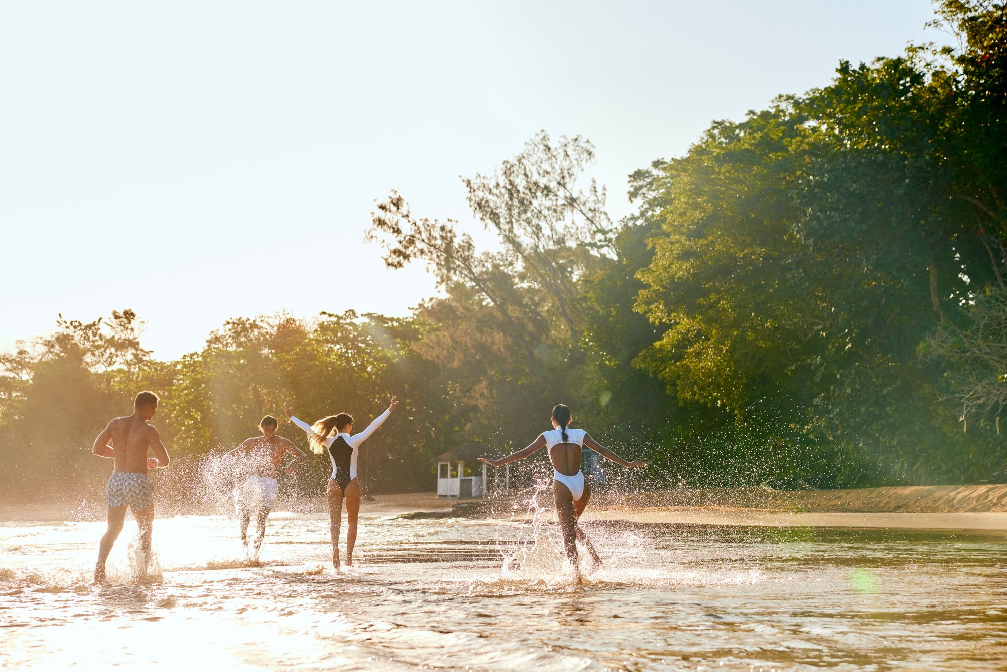 SDR-Lifestyle-Playing