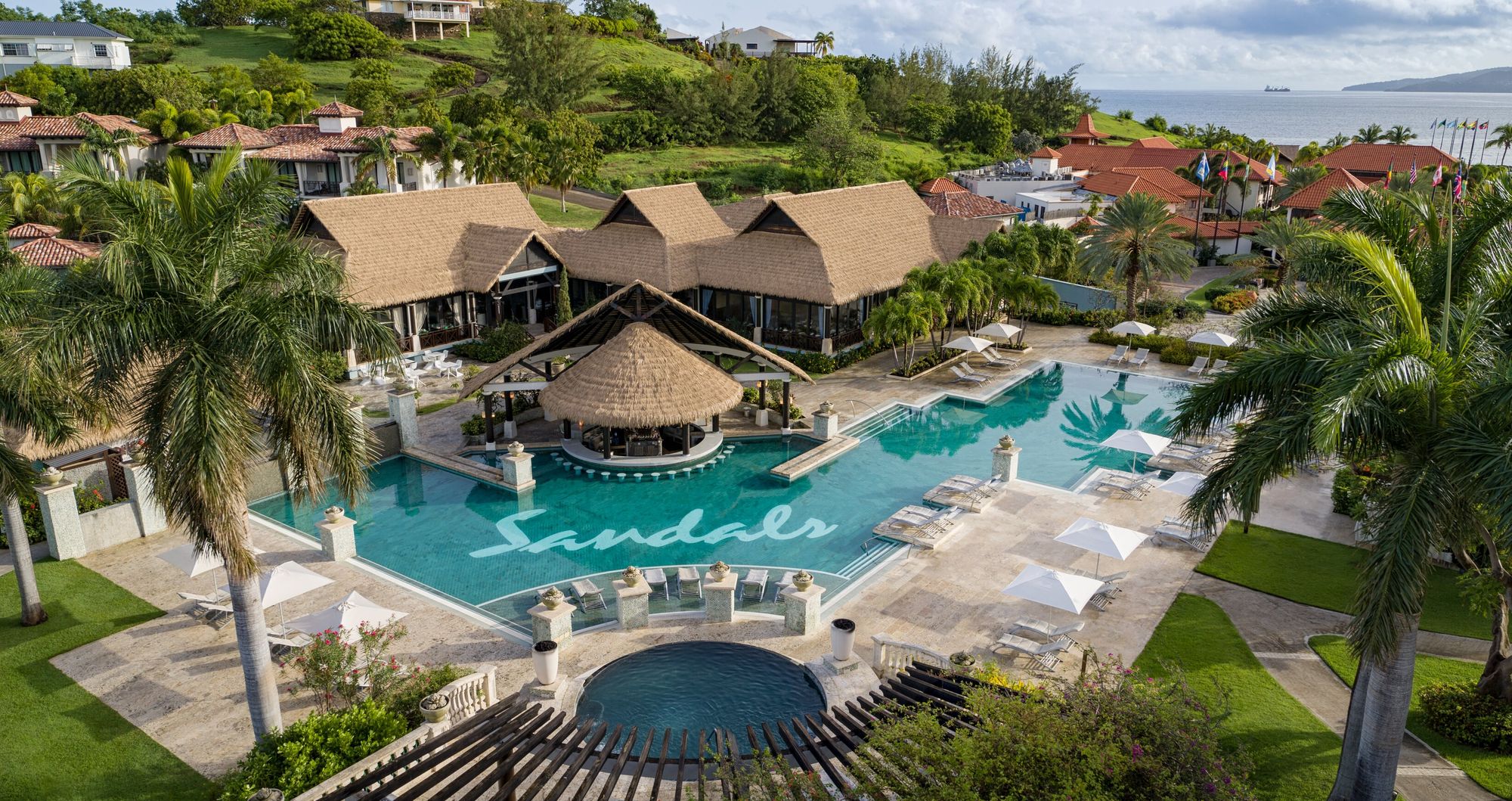 Web-Version-SLS-Pool-South-Sea-Pool-Ocean-1